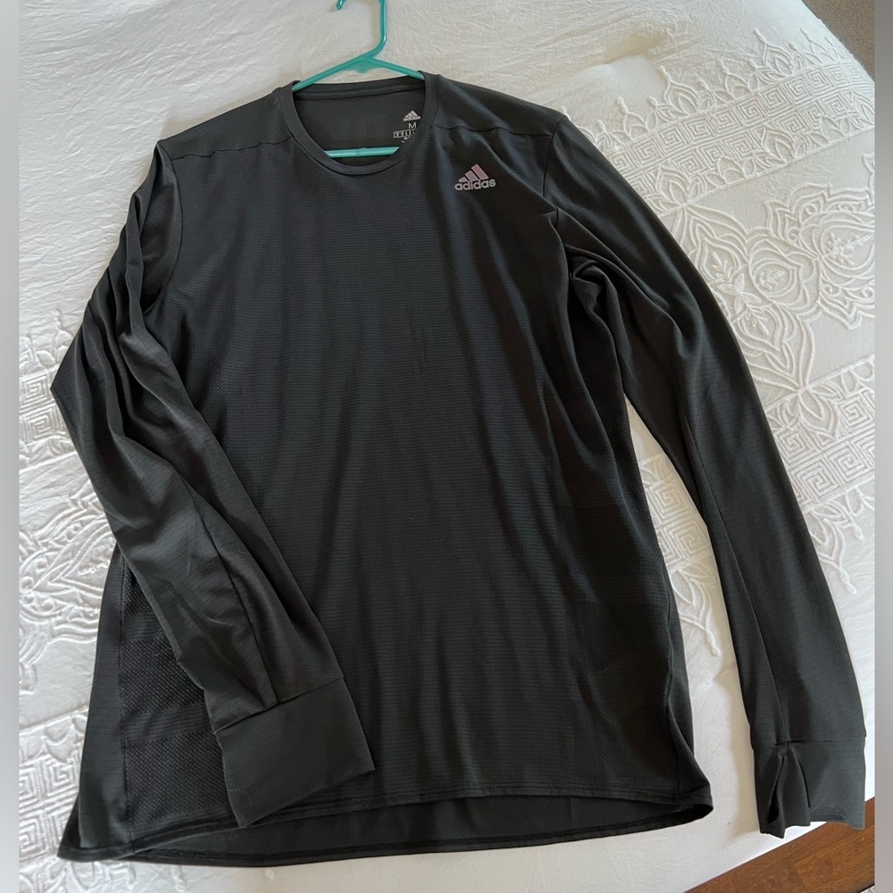 Men’s Adidas climacool black long sleeve shirt. Size medium.